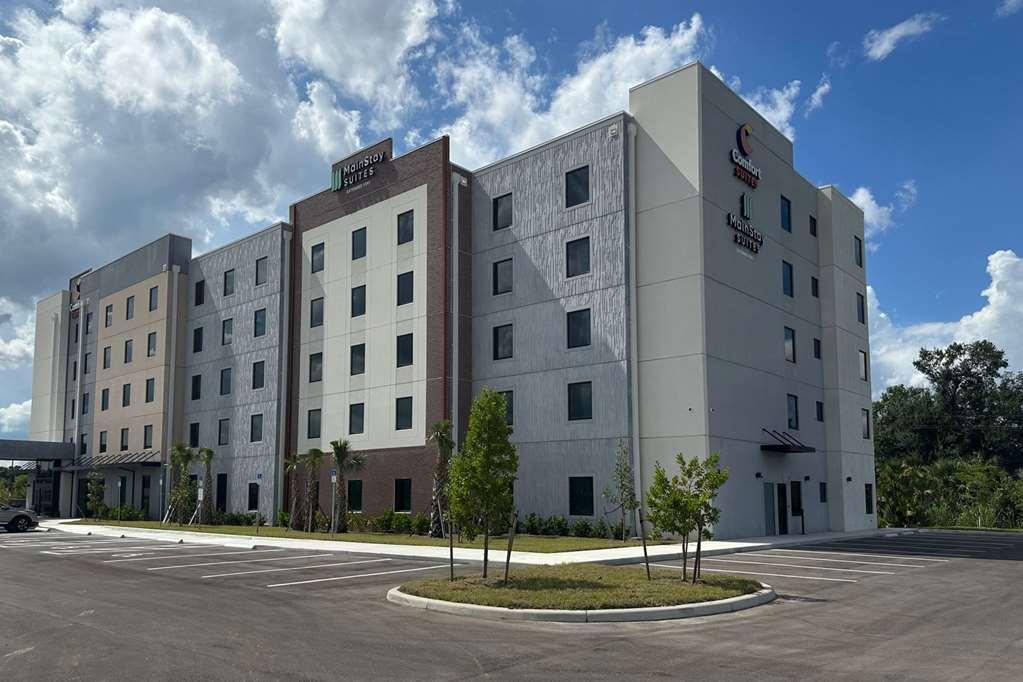 Comfort Suites Fort Myers East I-75 Екстериор снимка