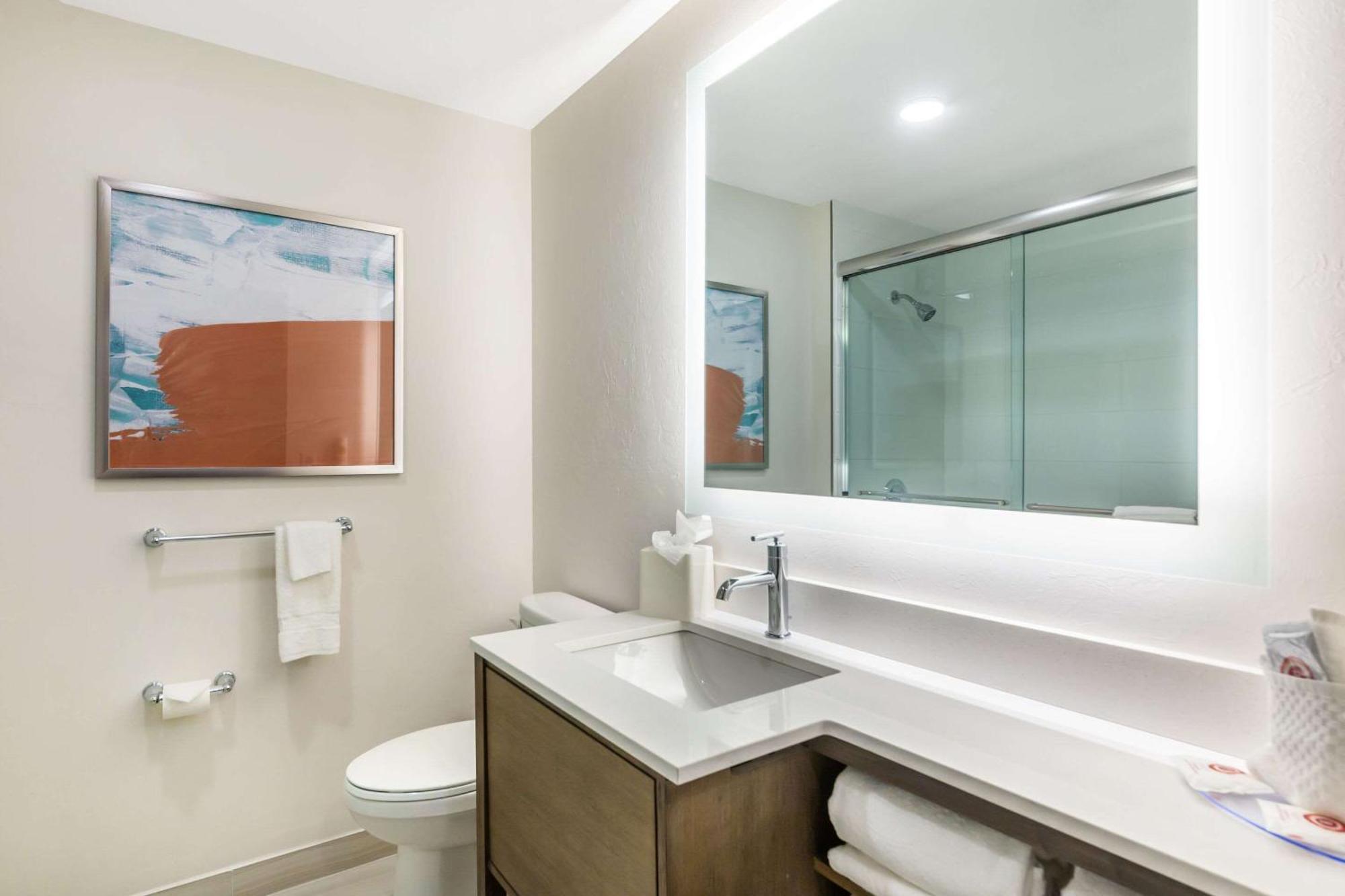 Comfort Suites Fort Myers East I-75 Екстериор снимка